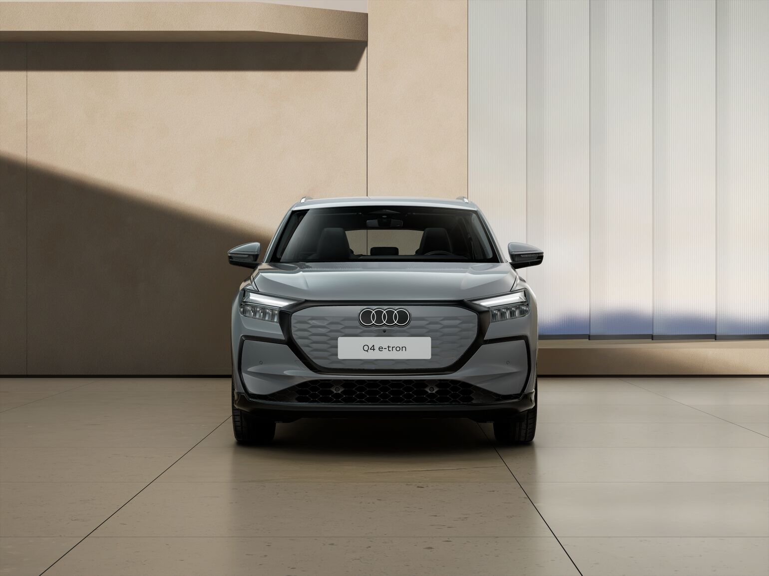 mense-audi-q4-e-tron-01