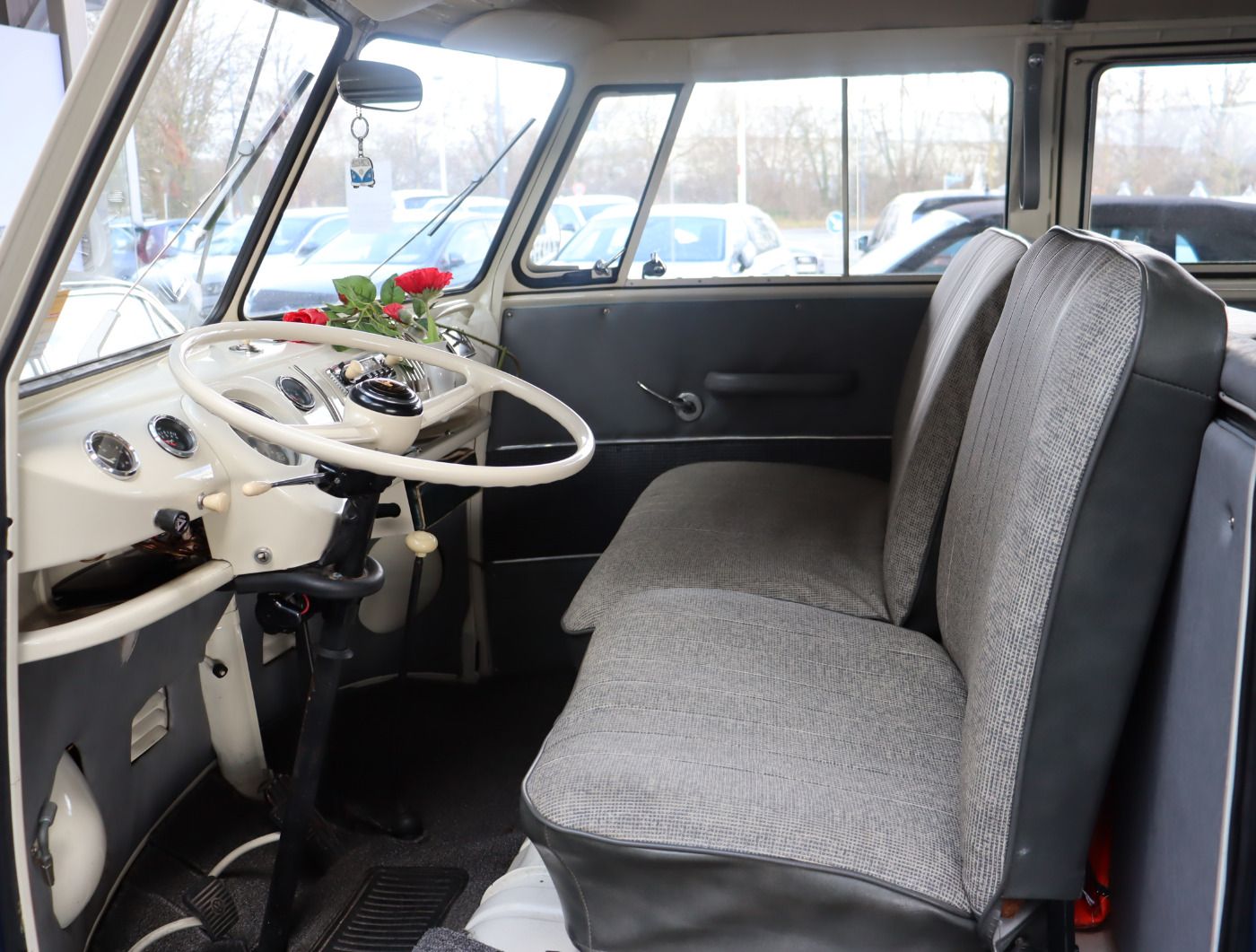 Fahrzeugabbildung Volkswagen T1 Transporter Kasten/Kombi inkl. Westfalia Anhä