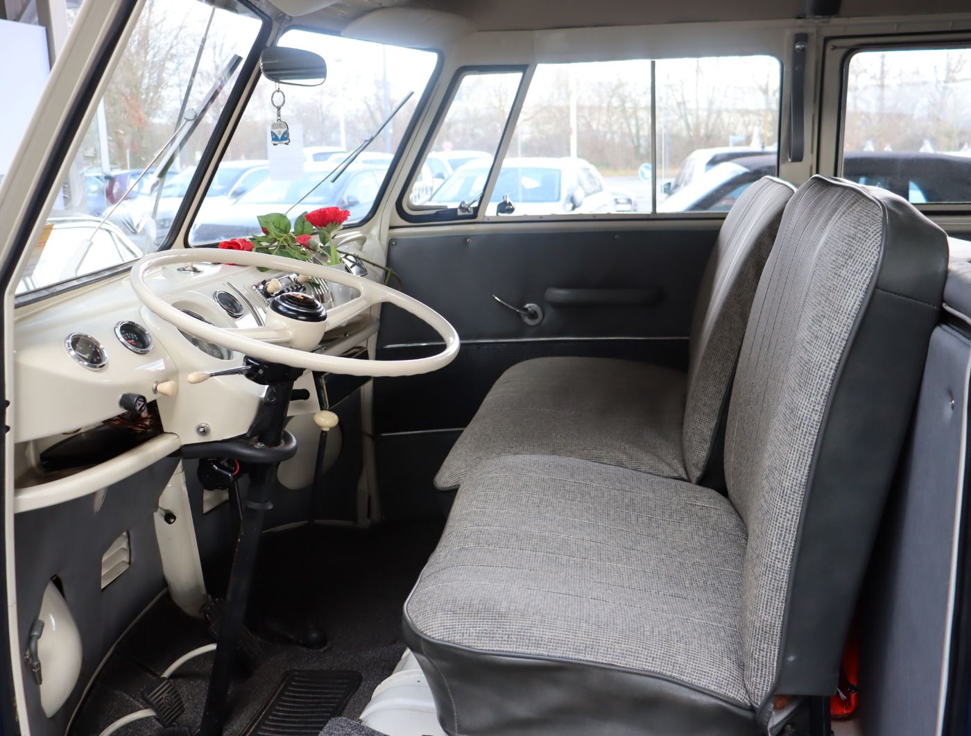 Fahrzeugabbildung Volkswagen T1 Transporter Kombi