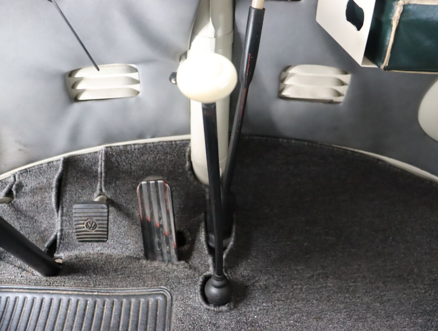 Fahrzeugabbildung Volkswagen T1 Transporter Kasten/Kombi inkl. Westfalia Anhä