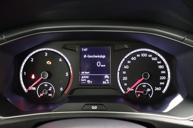 Fahrzeugabbildung Volkswagen T-Roc 2.0 TDI Comfortline ACTIVE Navi ACC DAB+