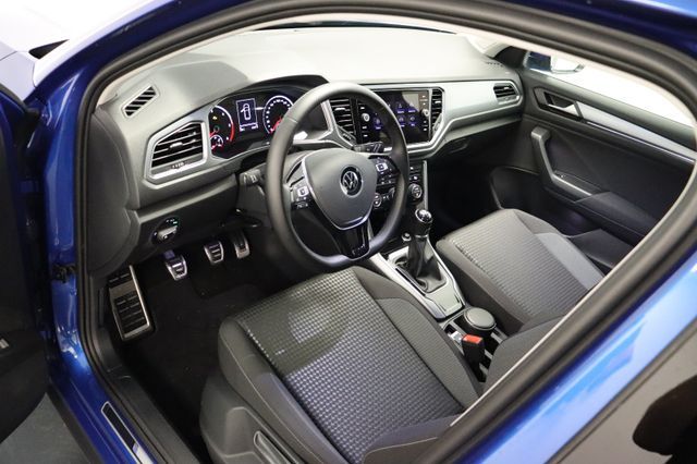 Fahrzeugabbildung Volkswagen T-Roc 2.0 TDI Comfortline ACTIVE Navi BlindSpot
