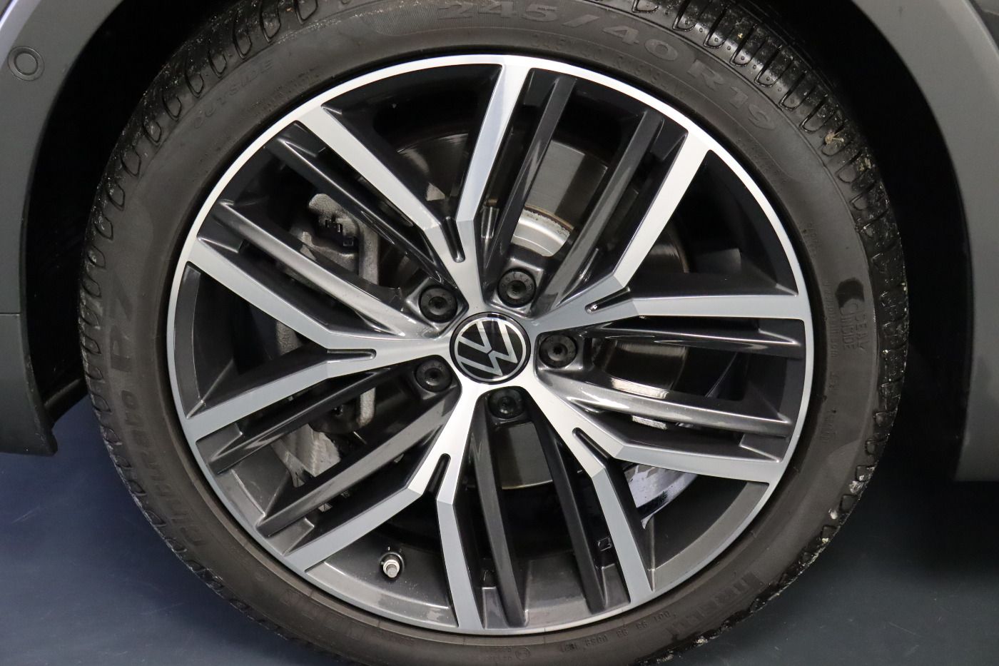 Fahrzeugabbildung Volkswagen Passat Alltrack 2.0 TSI 4Motion DSG