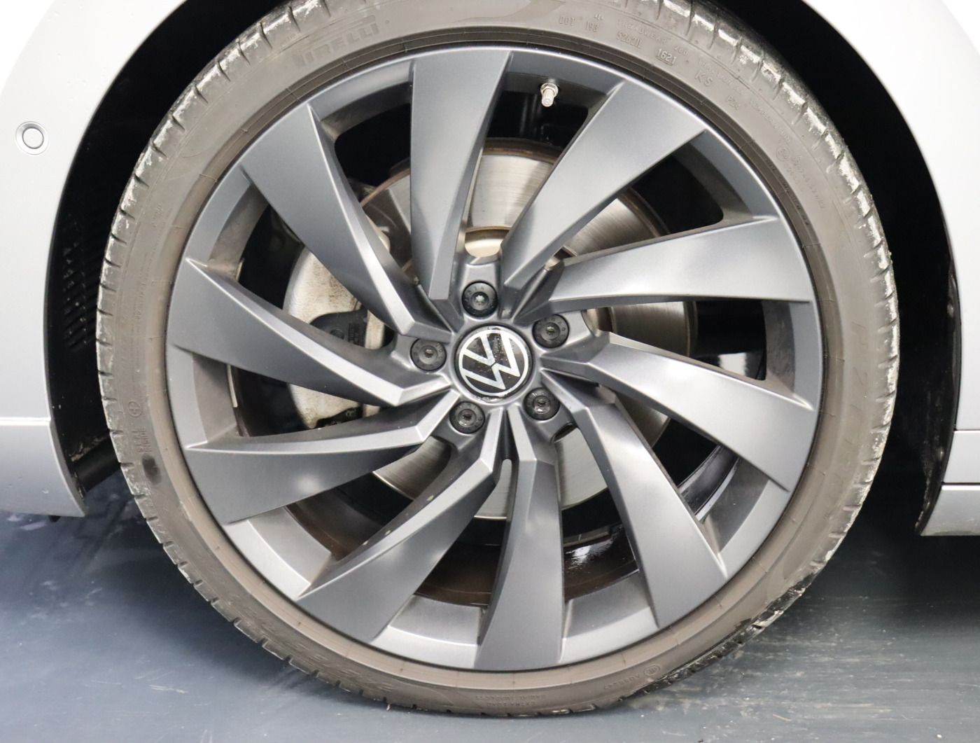 Fahrzeugabbildung Volkswagen Arteon Shooting Brake 2.0 TSI 4M DSG R-Line Navi