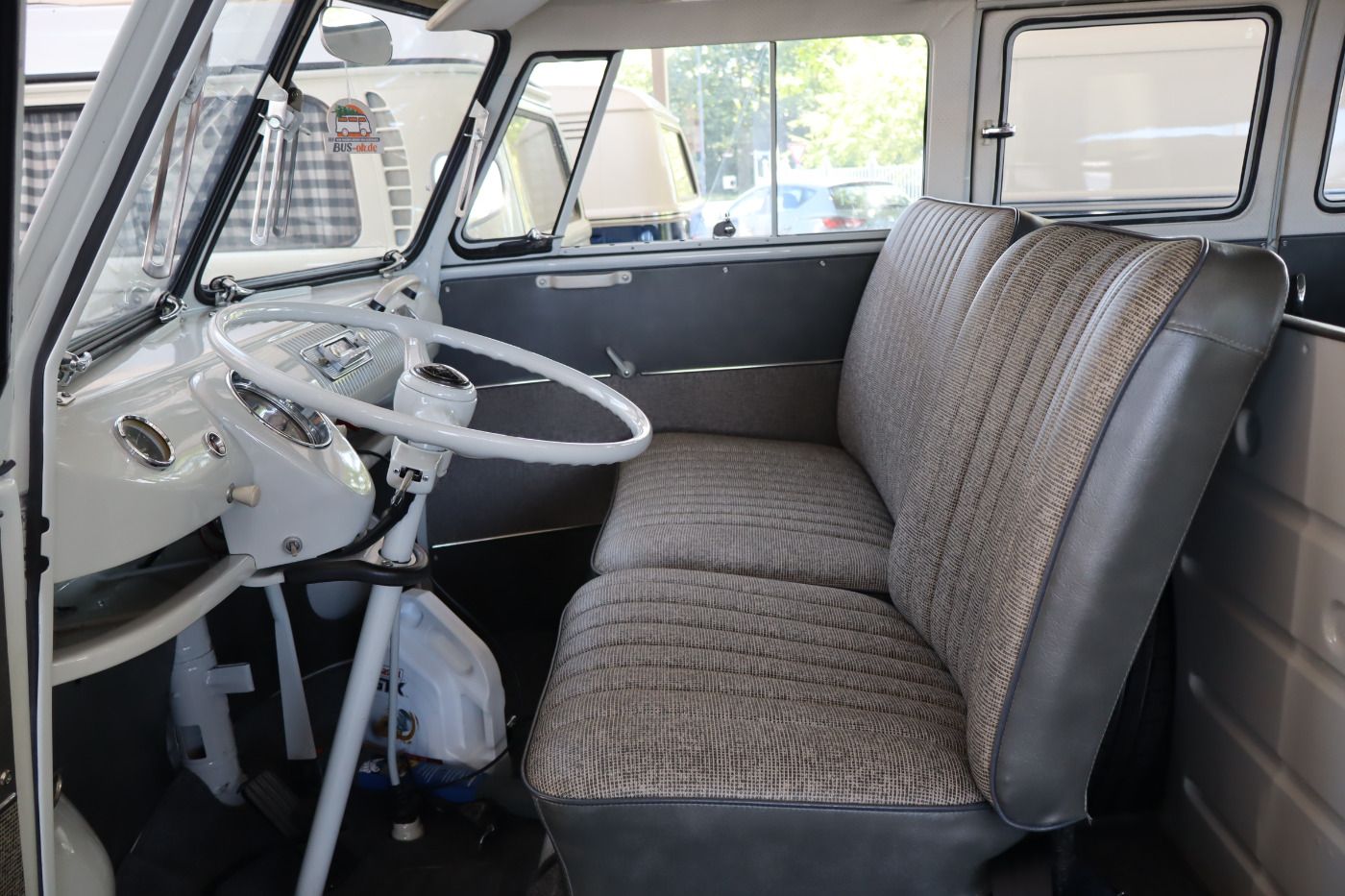 Fahrzeugabbildung Volkswagen T1 Samba Umbau