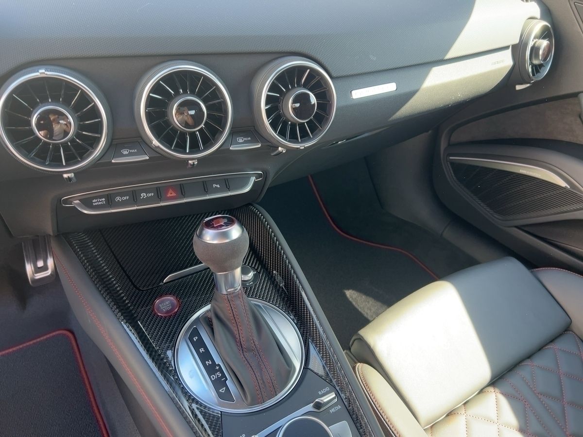 Fahrzeugabbildung Audi TTS Roadster S tronic Kopfheizung B&O Kamera