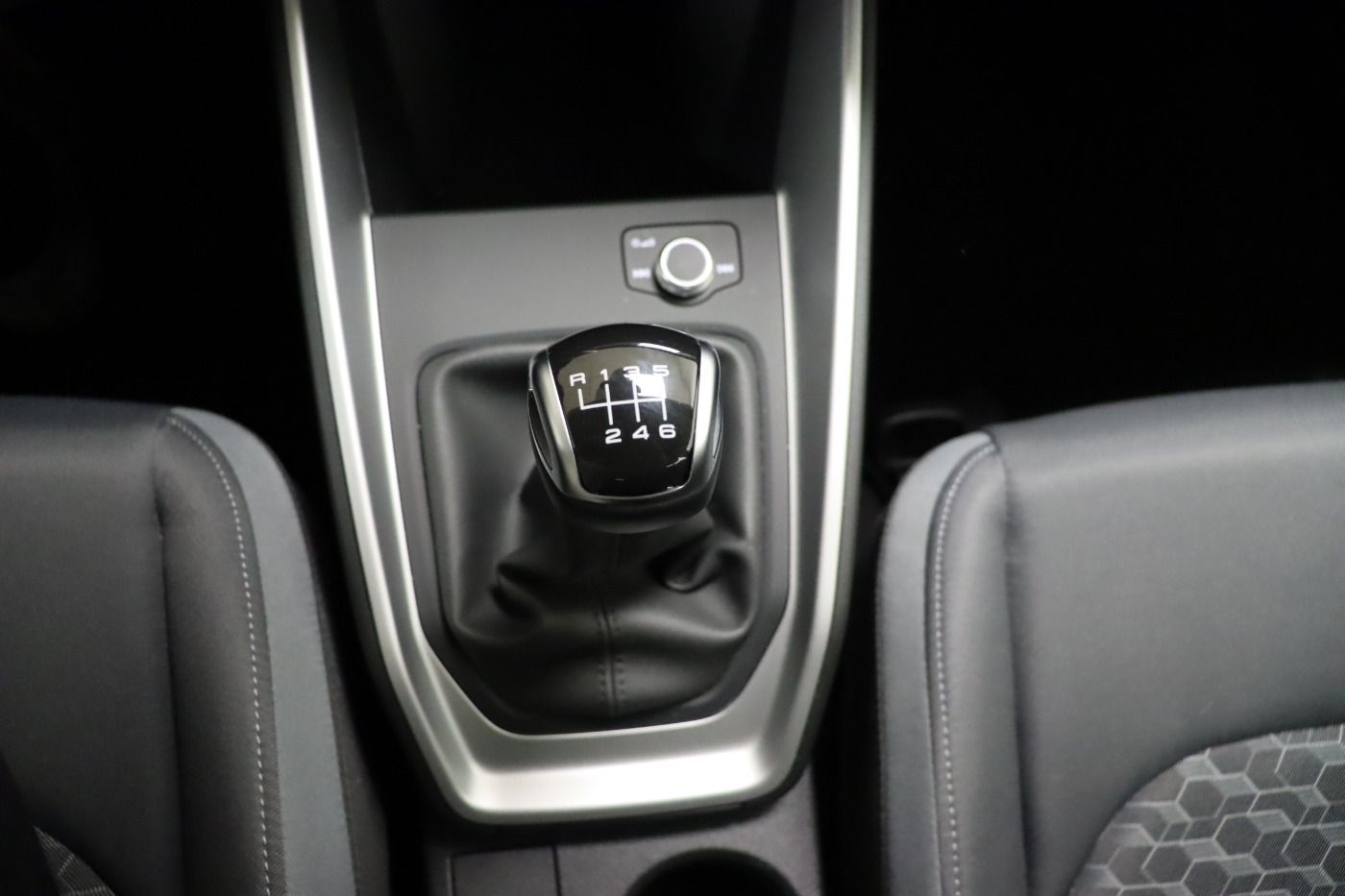 Fahrzeugabbildung Audi A1 allstreet 35 TFSI SHZ PDC VirtualCP LaneAss