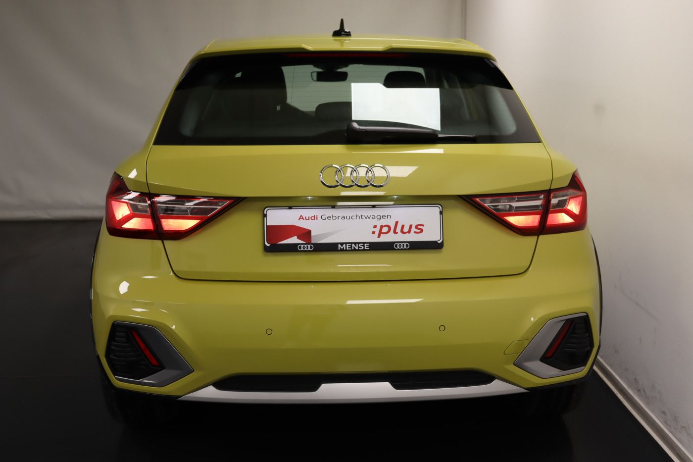 Fahrzeugabbildung Audi A1 allstreet 35 TFSI SHZ PDC VirtualCP LaneAss