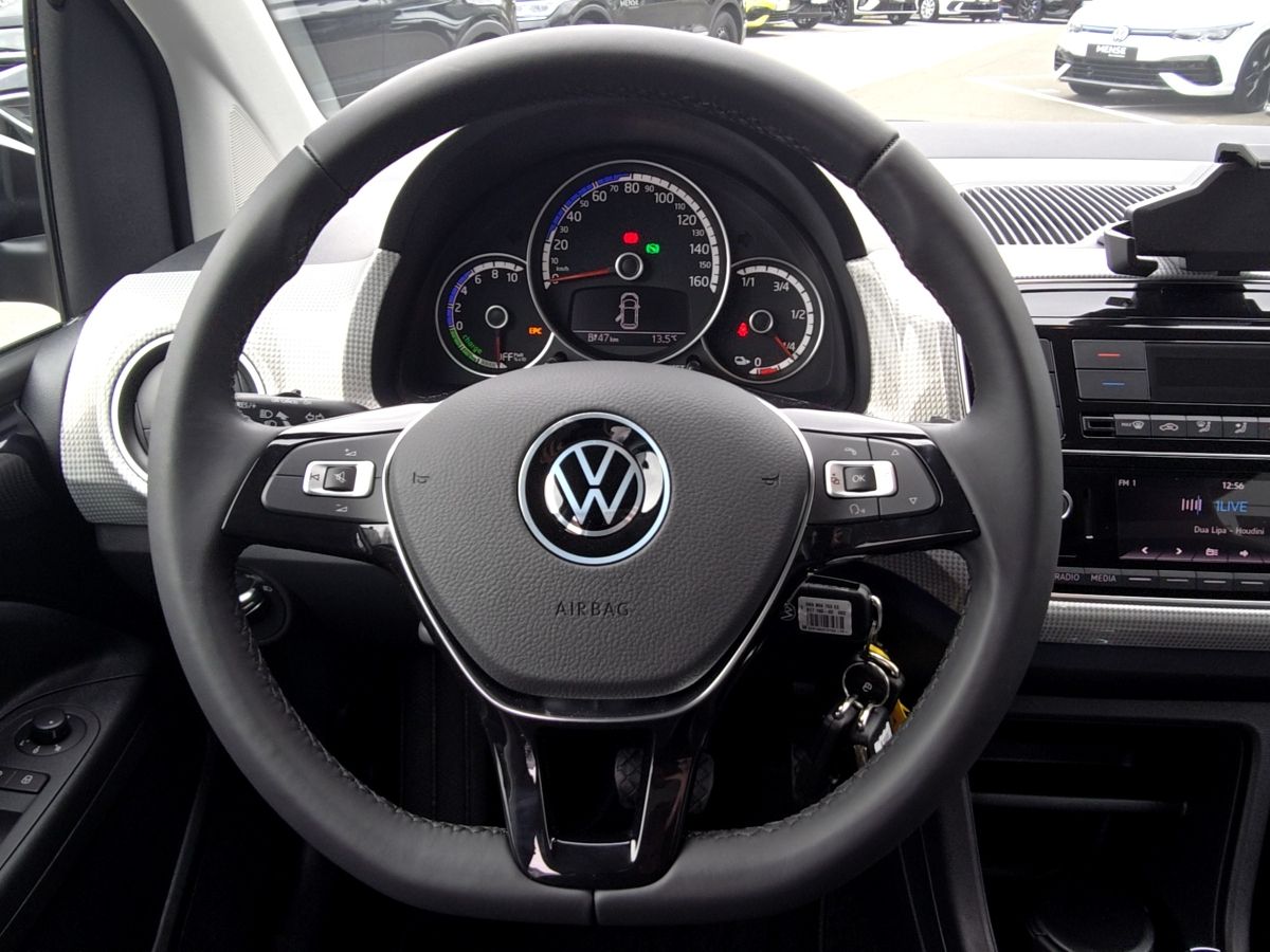 Fahrzeugabbildung Volkswagen e-up! Edition Kamera Climatronic SHZG Upsilon