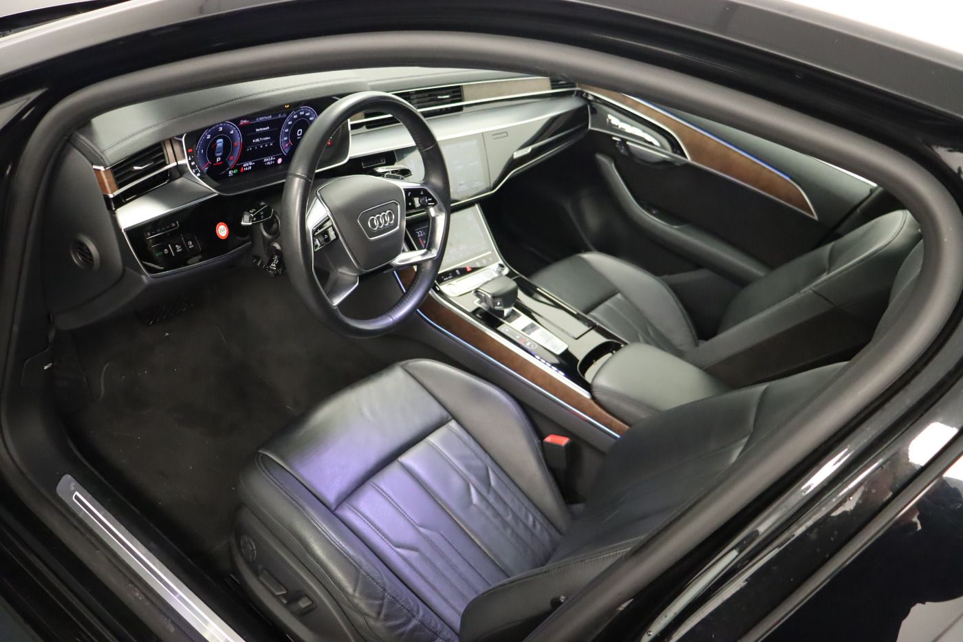 Fahrzeugabbildung Audi A8 50 TDI quattro tiptronic