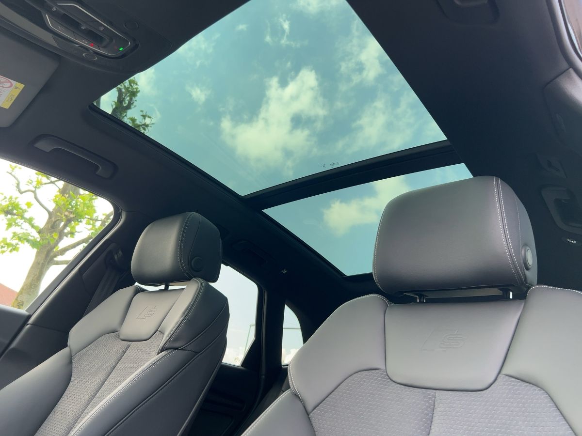 Fahrzeugabbildung Audi Q5 S line 40 TDI quattro Pano StdH Matrix