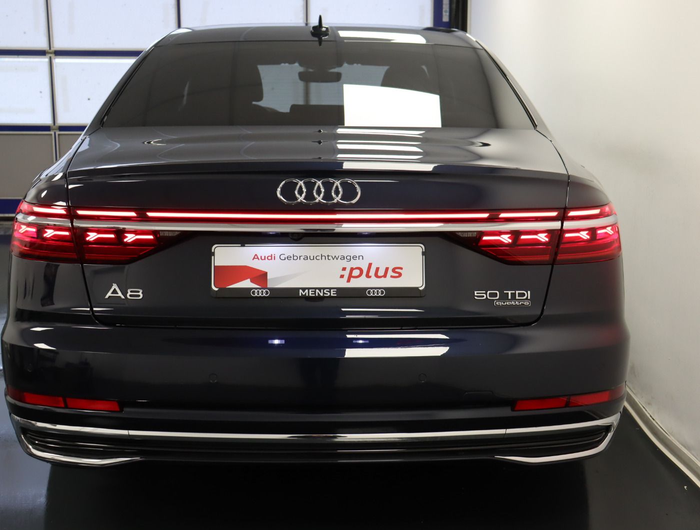 Fahrzeugabbildung Audi A8 50 TDI quattro tiptronic Luft Pano Matrix