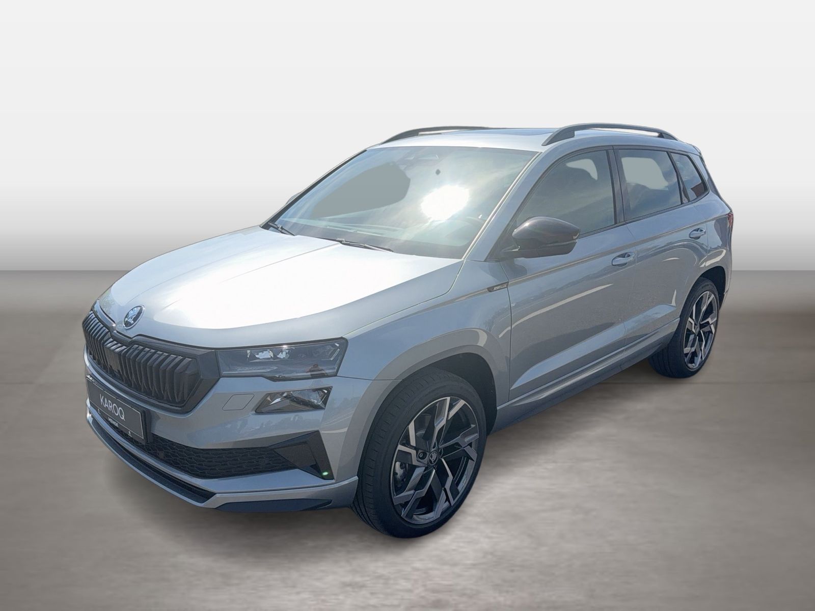 Fahrzeugabbildung SKODA Karoq 2.0 TDI 4x4 Sportline Matrix AHK Pano SD - mit KI generiert/bearbeitet