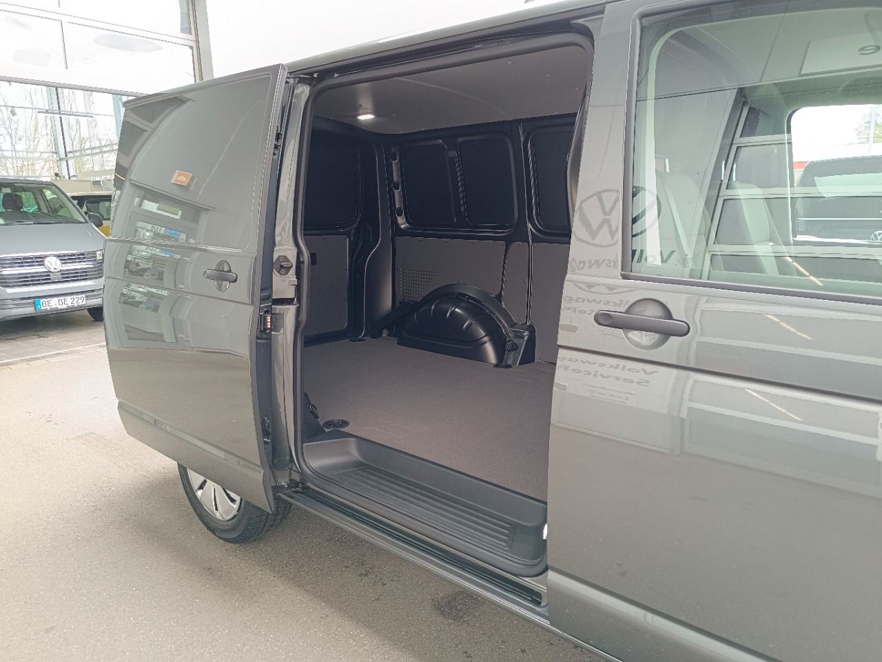 Fahrzeugabbildung Volkswagen Transporter 6.1 Kasten 2.0TDI 81 kW