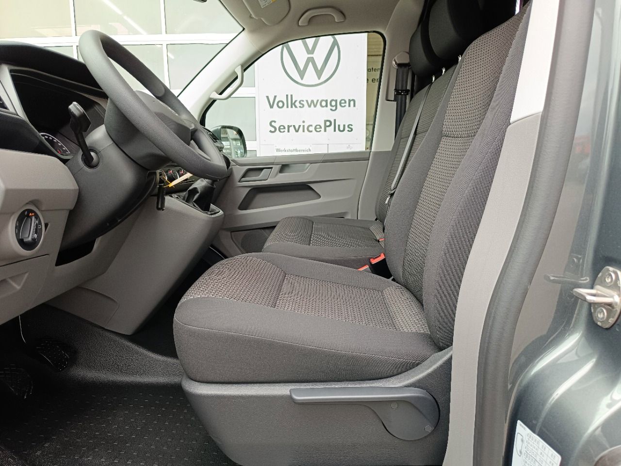 Fahrzeugabbildung Volkswagen Transporter 6.1 Kasten 2.0TDI 81 kW