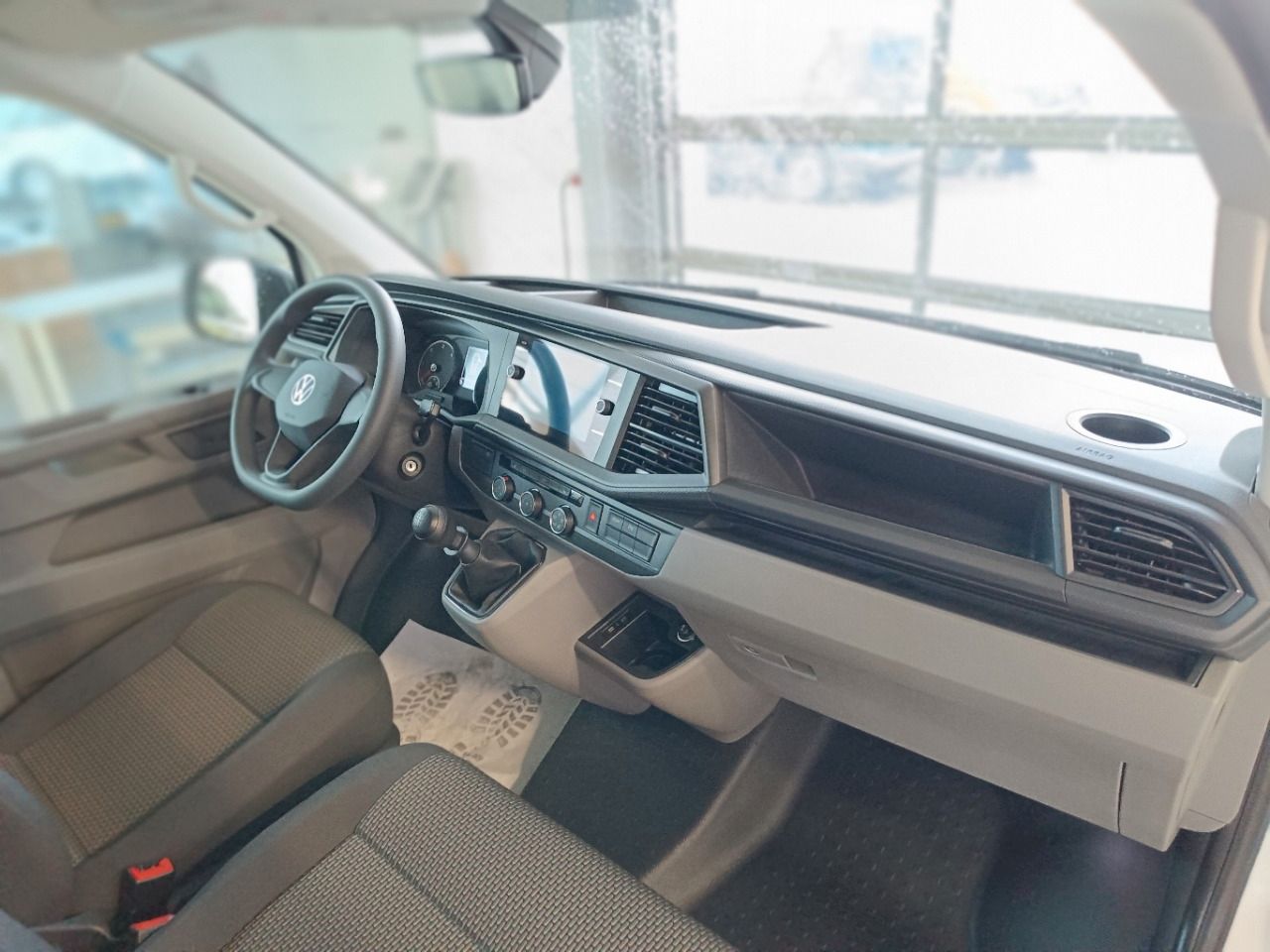 Fahrzeug autohaus mense Fahrzeugabbildung Volkswagen Transporter T6.1 Kasten 2.0 TDI 81 kW |AHK|SHZG