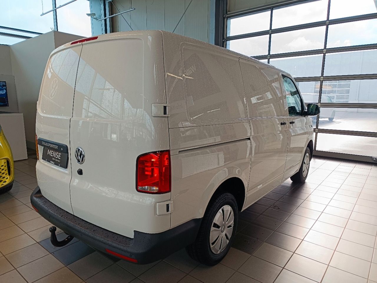 Fahrzeugabbildung Volkswagen Transporter T6.1 Kasten 2.0 TDI 81 kW AHK RFK