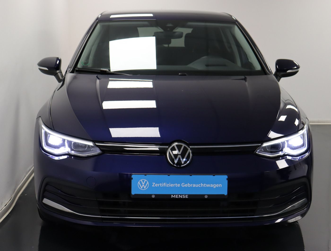 Fahrzeugabbildung Volkswagen Golf VIII 1.5 TSI ACTIVE Standhzg 5J.Gar. ACC