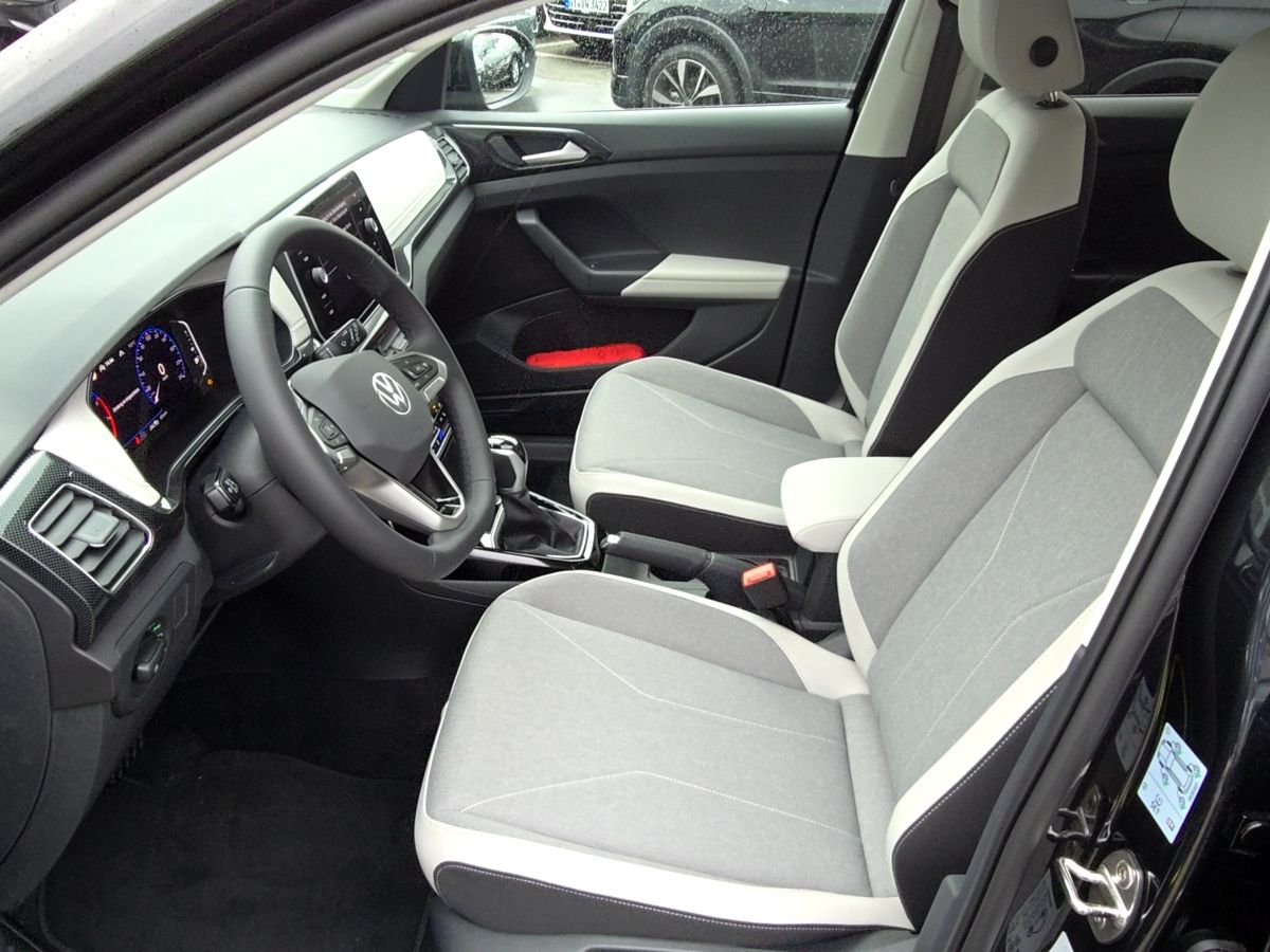 Fahrzeugabbildung Volkswagen T-Cross 1.0 TSI DSG Style AHK Navi BlackStyle