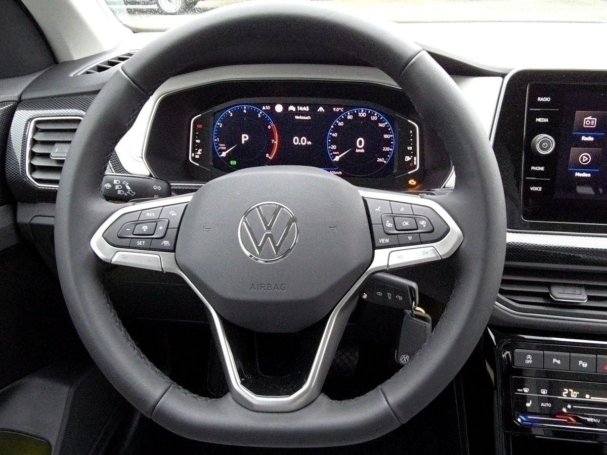 Fahrzeugabbildung Volkswagen T-Cross 1.0 TSI DSG Style AHK Navi BlackStyle