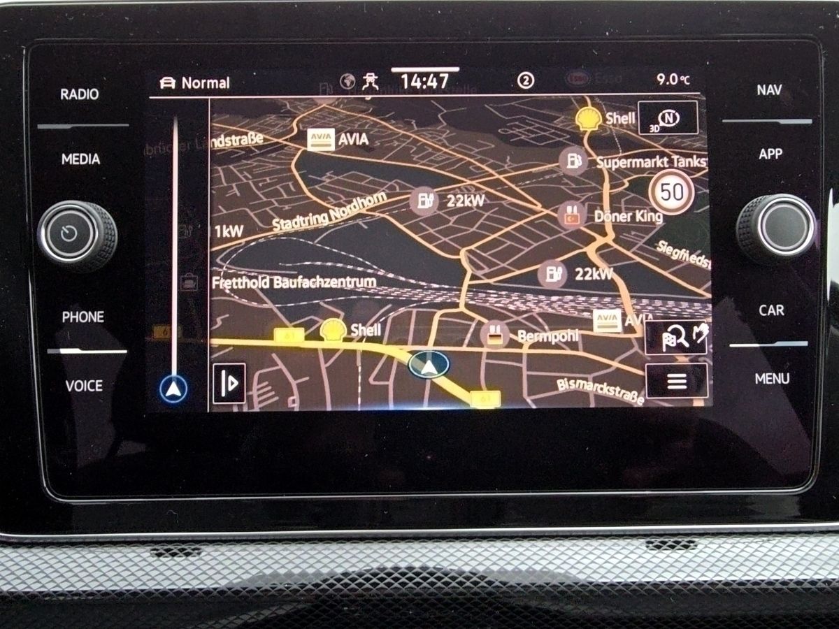 Fahrzeugabbildung Volkswagen T-Cross 1.0 TSI DSG Style AHK Navi BlackStyle