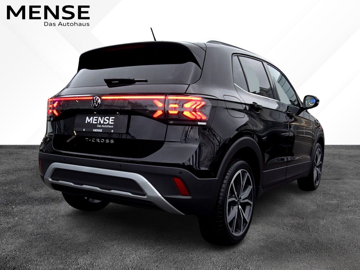 Fahrzeugabbildung Volkswagen T-Cross 1.0 TSI DSG Style AHK Navi BlackStyle