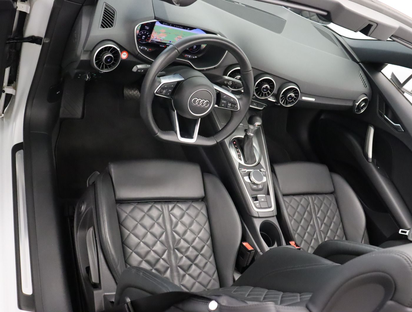 Fahrzeugabbildung Audi TT Roadster 45 TFSI quattro S-tronic VirtualCP