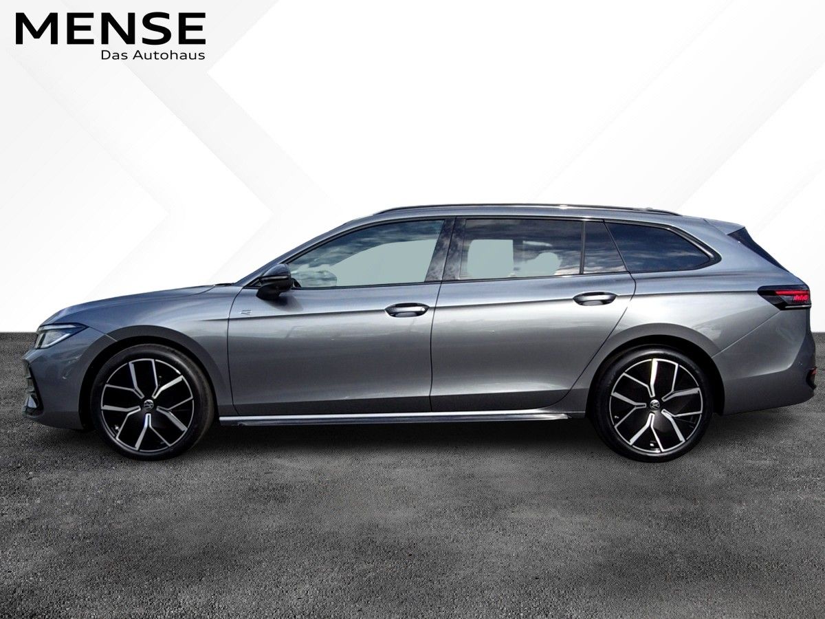 Fahrzeugabbildung Volkswagen Passat TDI R-Line &apos;&apos;Signature&apos;&apos; AHK Pano Navi