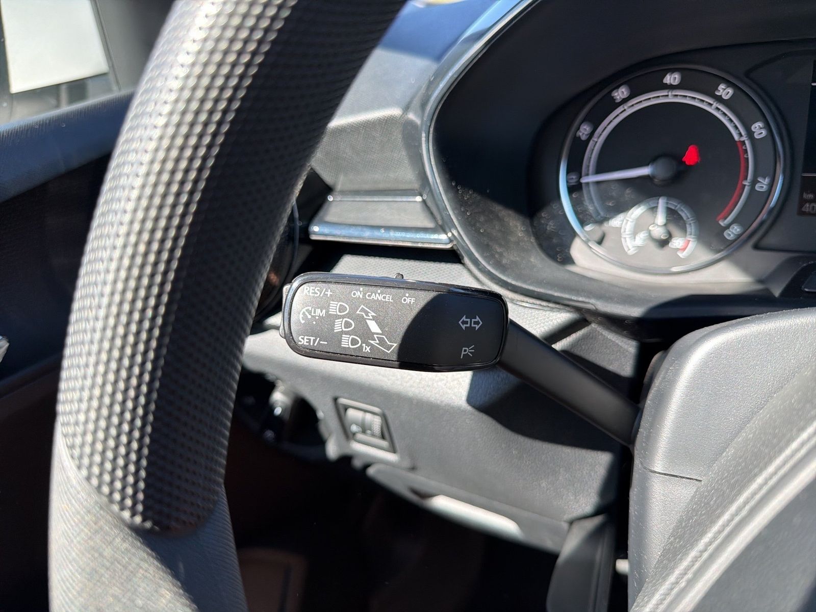 Fahrzeug autohaus mense Fahrzeugabbildung SKODA Fabia Active 1.0l MPI 59kW 5-Gang LED LaneAss PD - mit KI generiert/bearbeitet