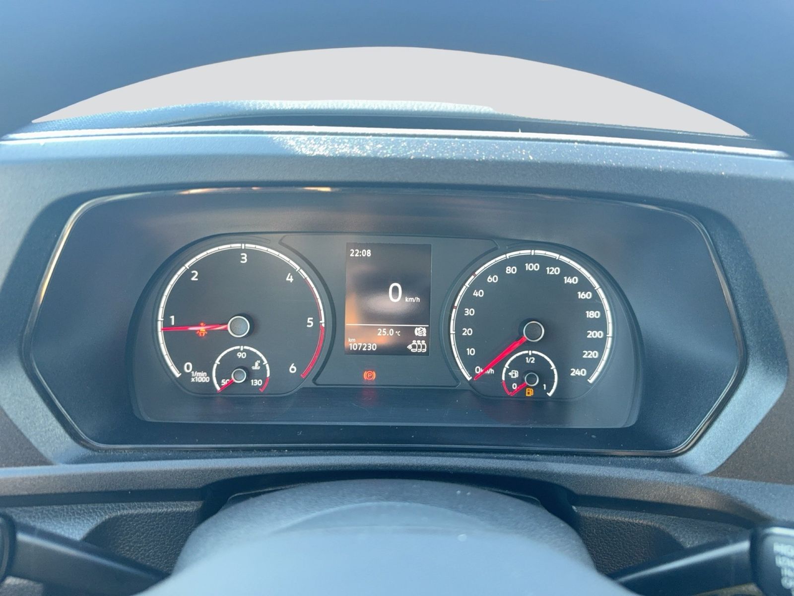 Fahrzeugabbildung Volkswagen Caddy Kombi TDI 75KW LaneAss - mit KI generiert/bearbeitet