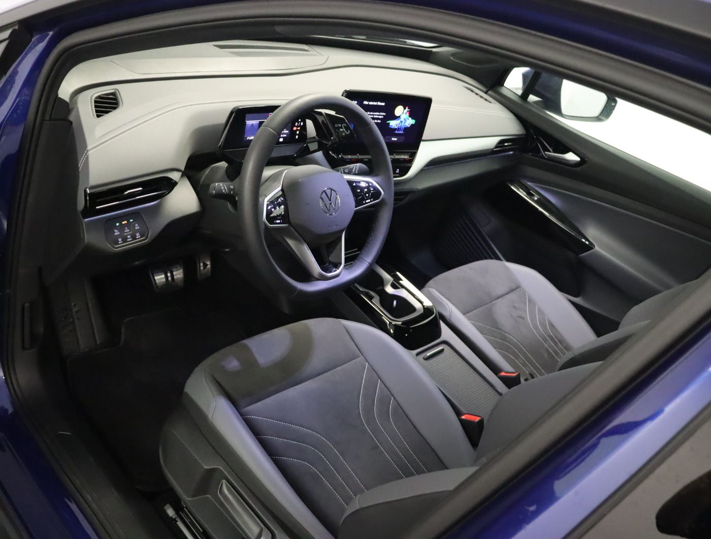 Fahrzeugabbildung Volkswagen ID.4 Pro Performance |AHK|Matrix|ACC|CarPlay|LM
