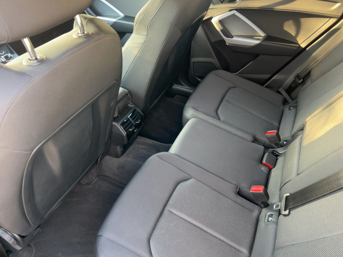 Fahrzeugabbildung Audi Q3 S line 45 TFSIe 180(245) S tronic UPE 63.374€