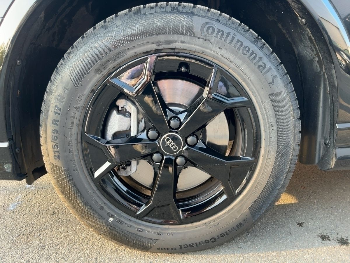 Fahrzeugabbildung Audi Q3 S line 45 TFSIe 180(245) S tronic UPE 63.374€