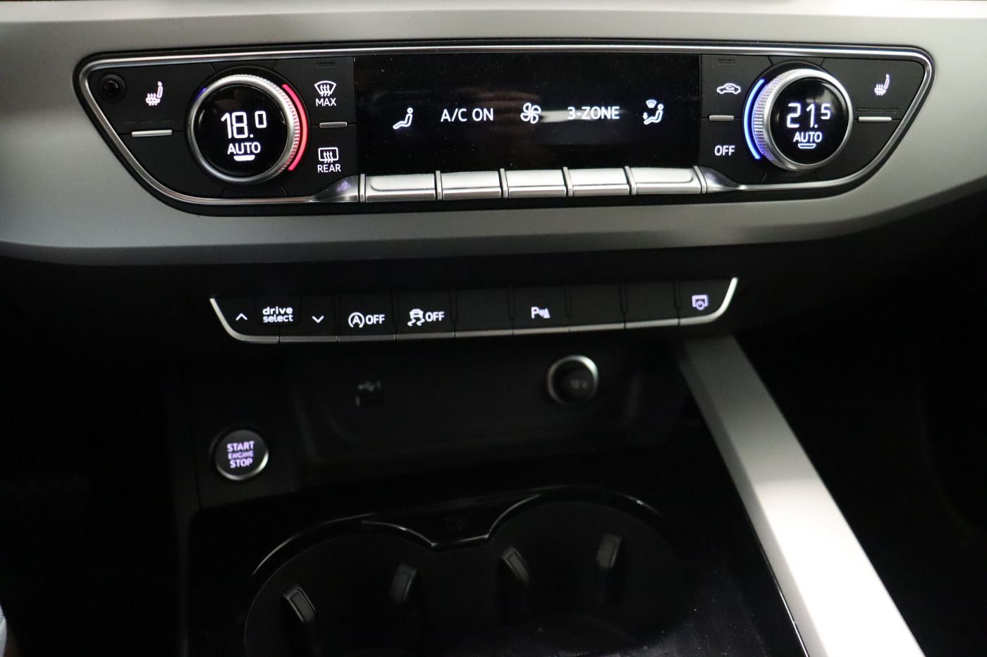 Fahrzeugabbildung Audi A4 Avant 40 TDI quattro S tronic advanced Navi