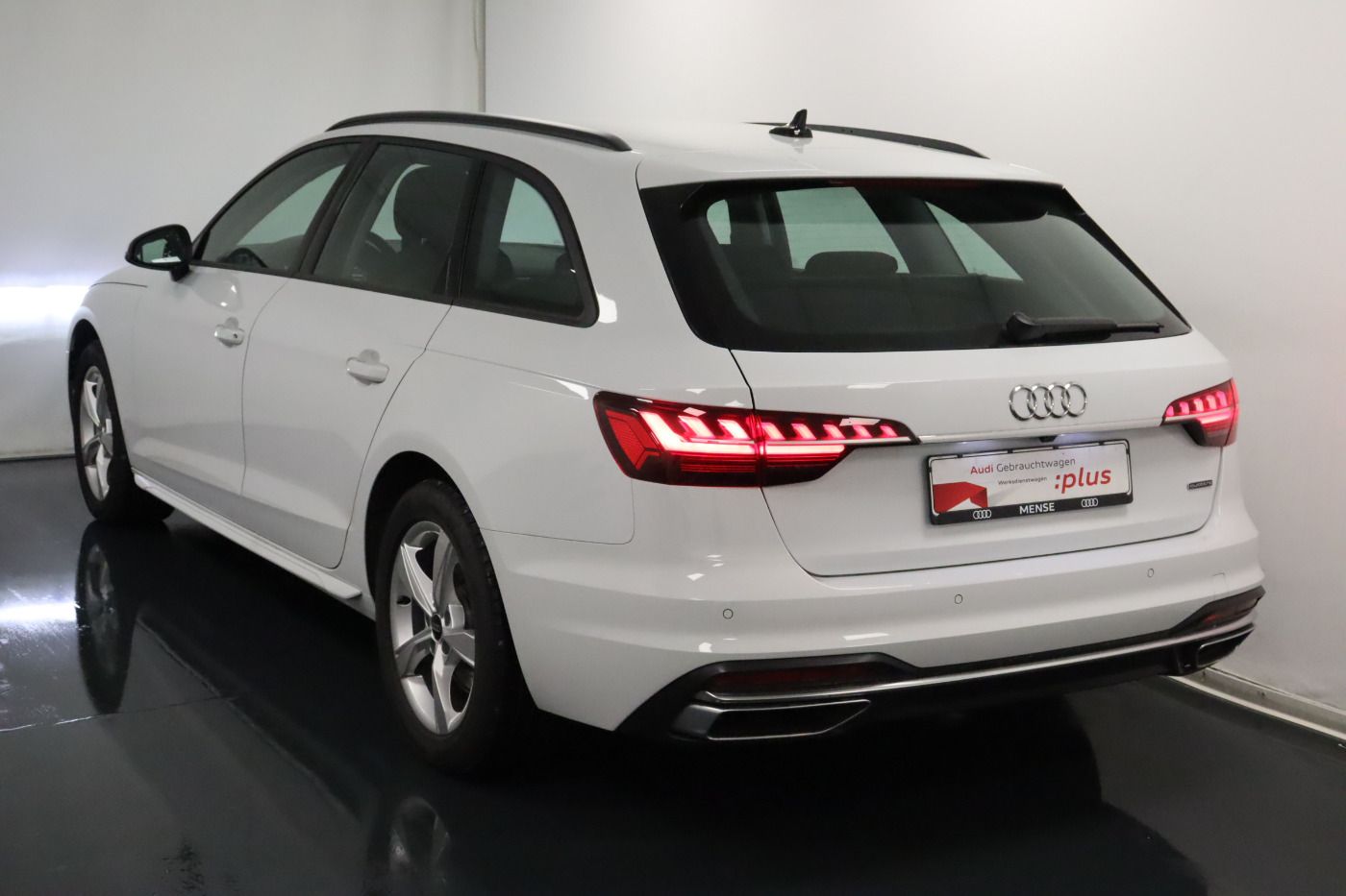Fahrzeugabbildung Audi A4 Avant 40 TDI quattro S tronic advanced Navi
