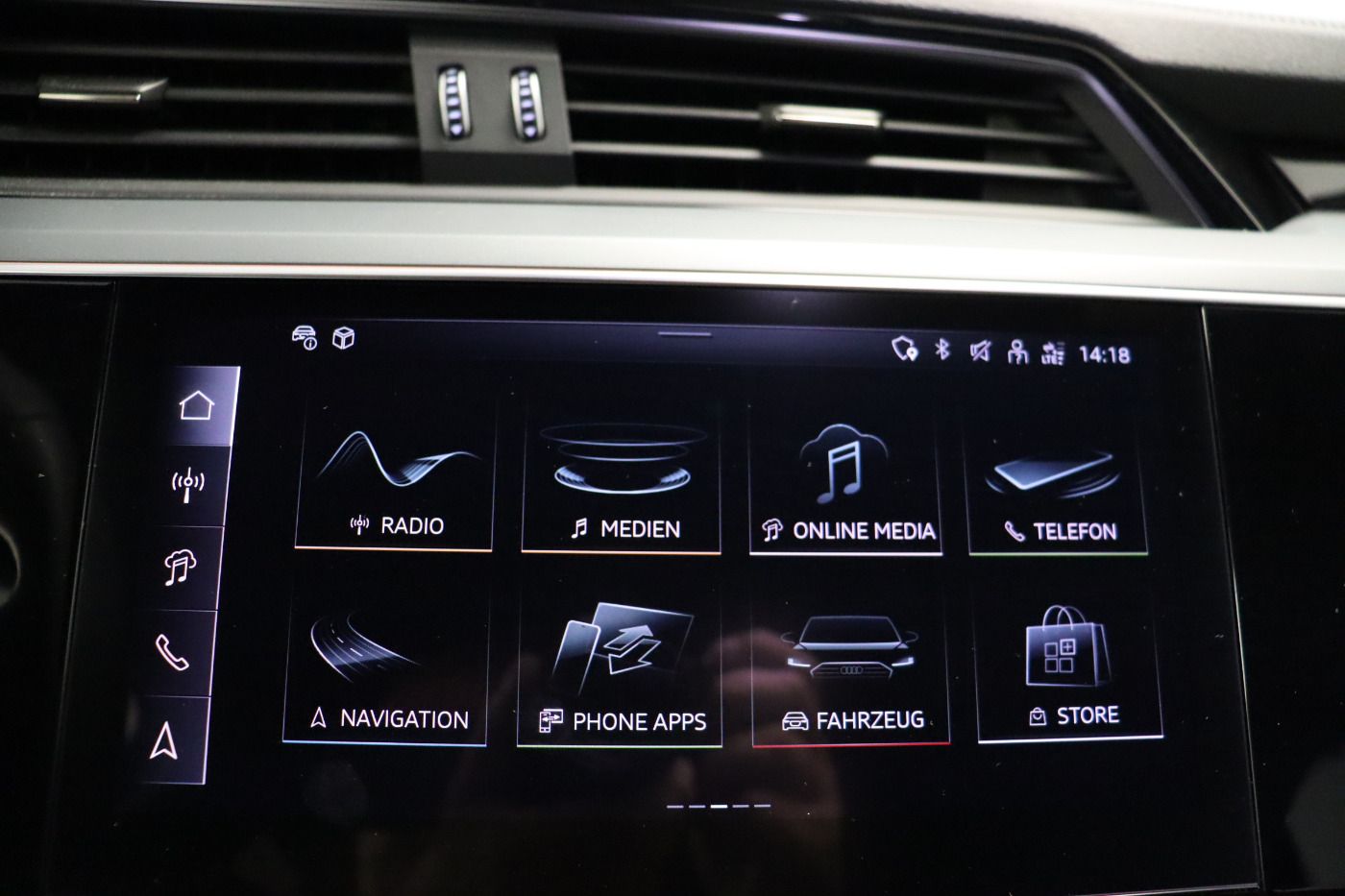 Fahrzeugabbildung Audi Q8 e-tron Sportback 55 quattro advanced Luft