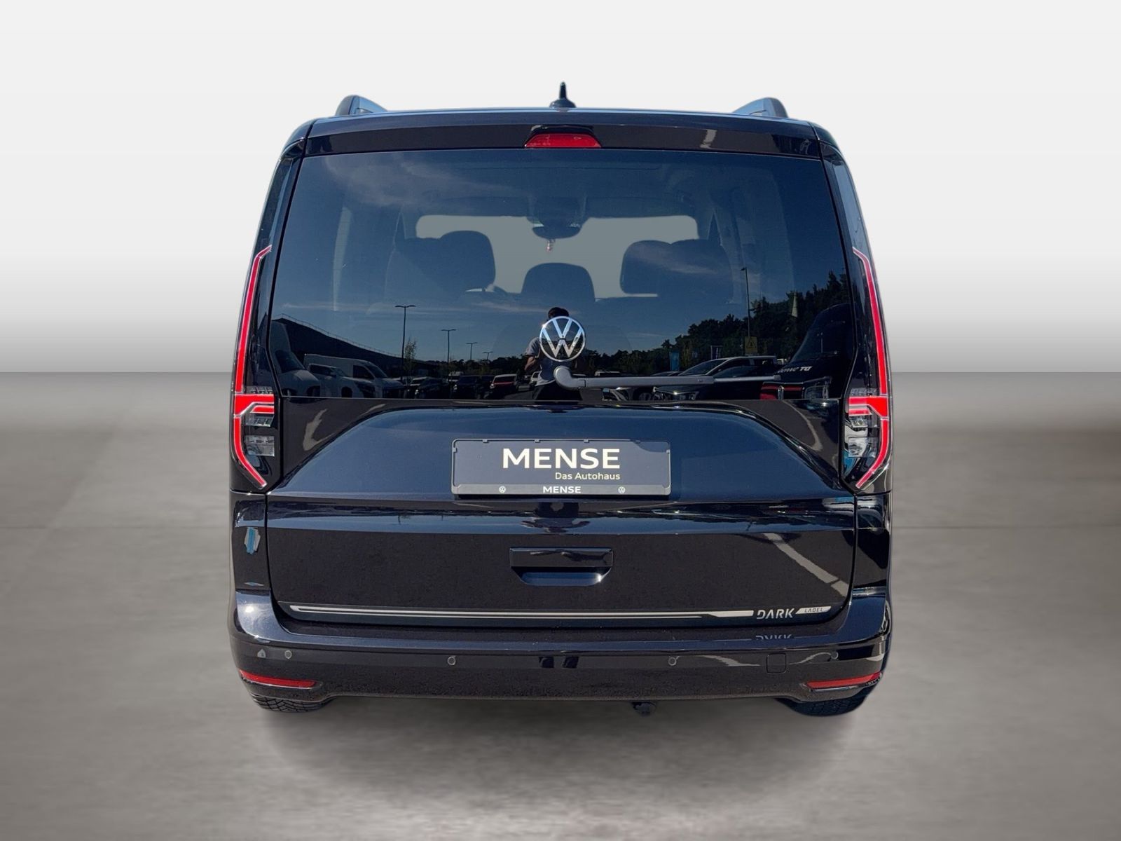 Fahrzeug autohaus mense Fahrzeugabbildung Volkswagen Caddy Life Dark Label 75kW CarPlay AHK Pano LED - mit KI generiert/bearbeitet