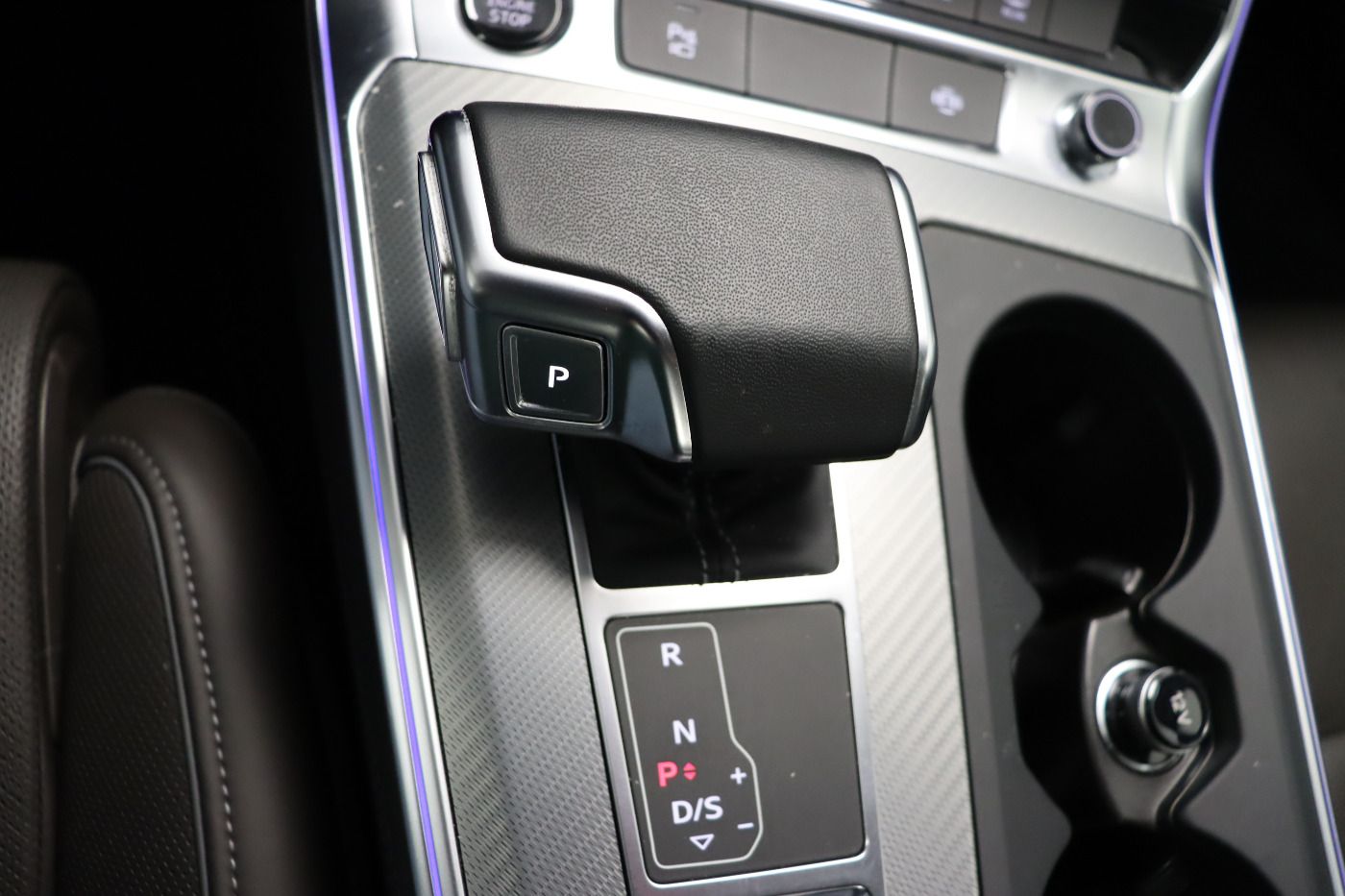 Fahrzeugabbildung Audi A6 50 TFSI e quattro S tronic design