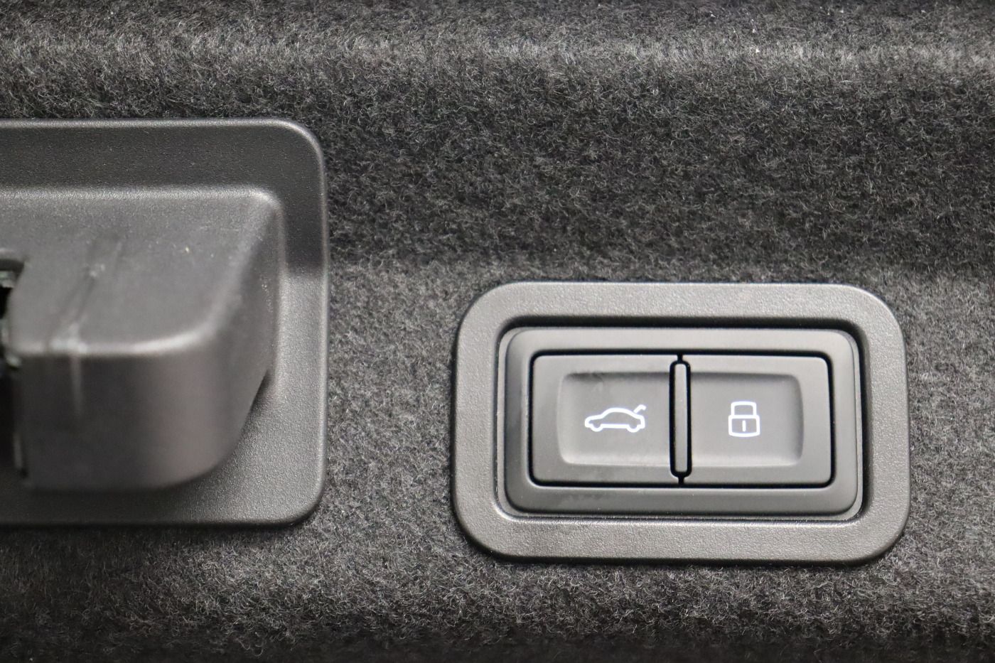 Fahrzeugabbildung Audi A6 50 TFSI e quattro S tronic design