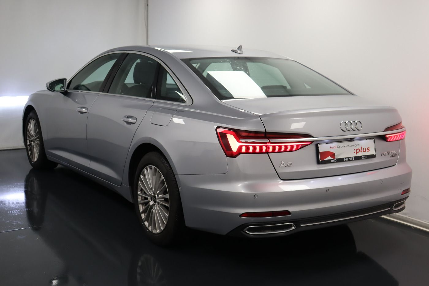 Fahrzeugabbildung Audi A6 50 TFSI e quattro S tronic design