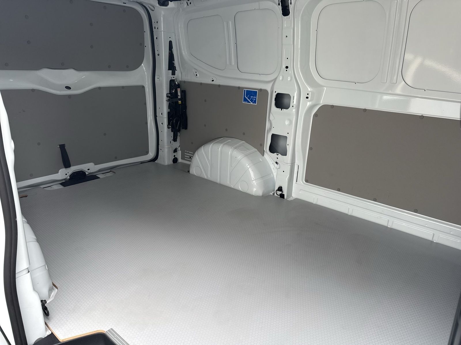 Fahrzeugabbildung Volkswagen NFZ Transporter Kasten Edition Motor: 2.0 l TDI - mit KI generiert/bearbeitet