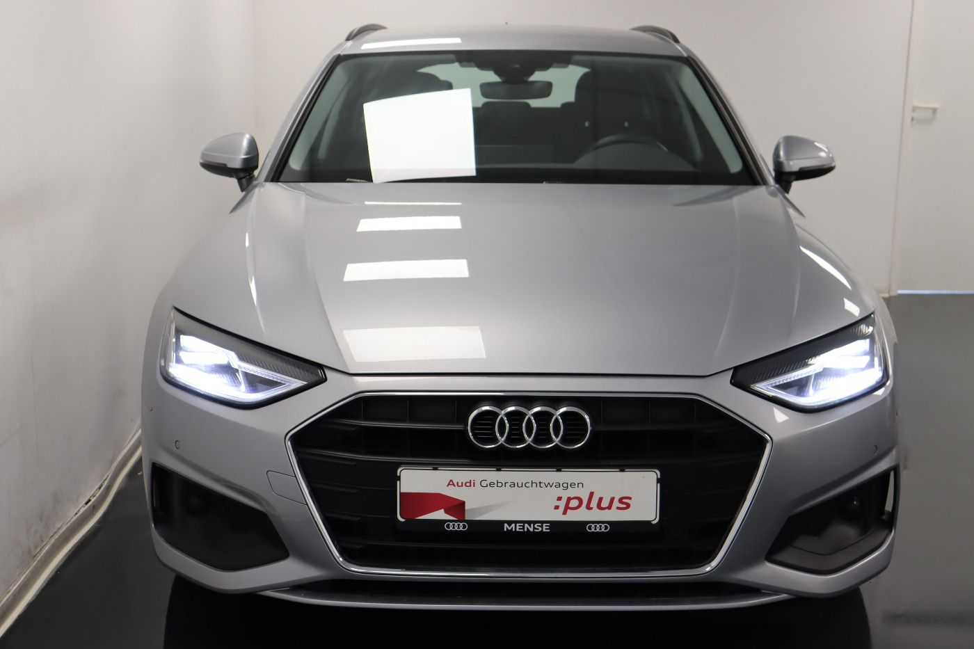 Fahrzeugabbildung Audi A4 Avant 30 TDI S tronic 5J.Gar. Navi DynLicht