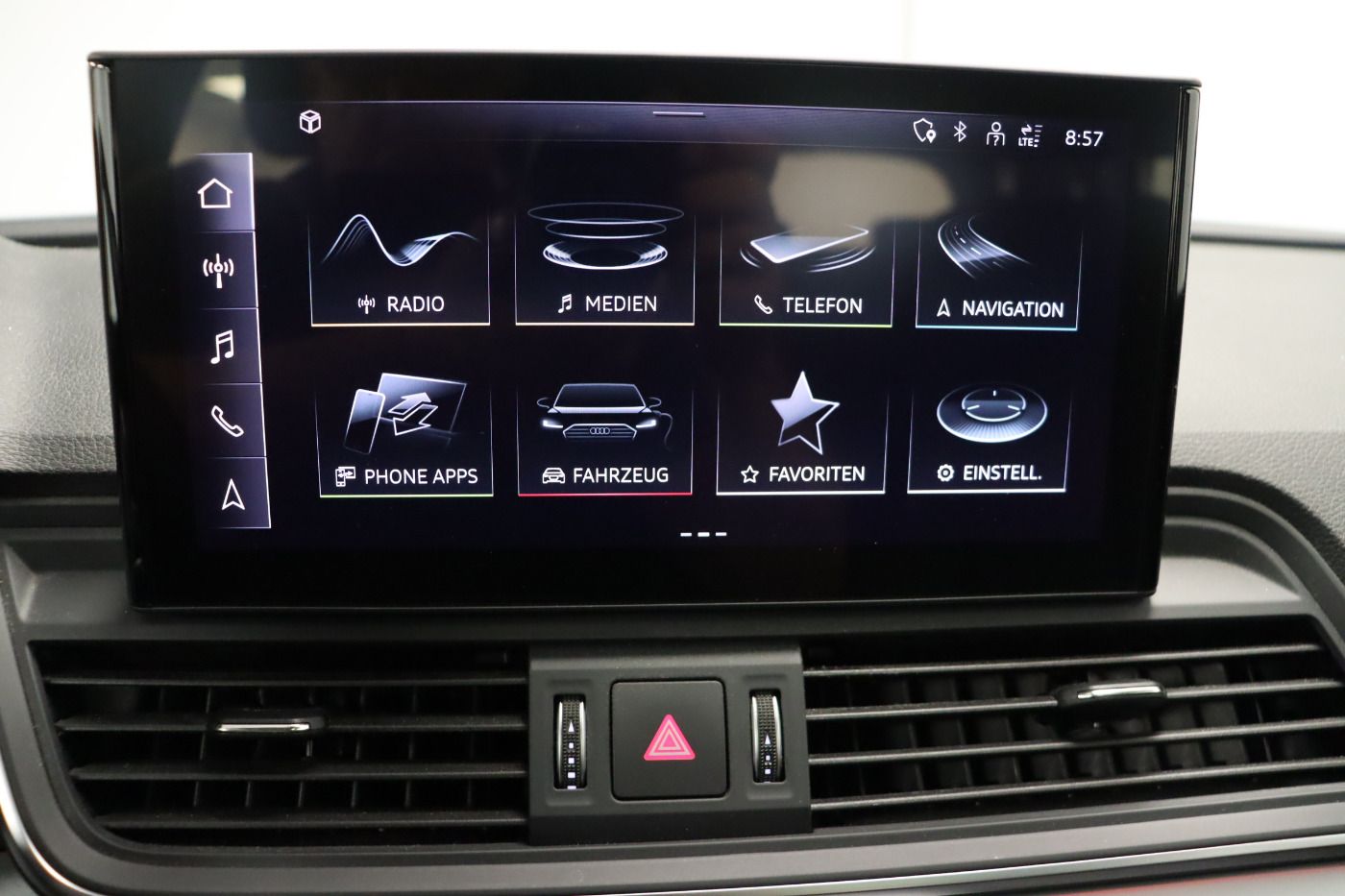 Fahrzeugabbildung Audi Q5 50 TFSI e quattro S tronic advanced AHK Pano
