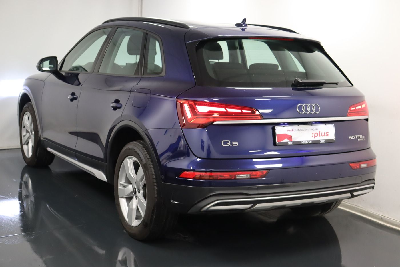 Fahrzeugabbildung Audi Q5 50 TFSI e quattro S tronic advanced AHK Pano