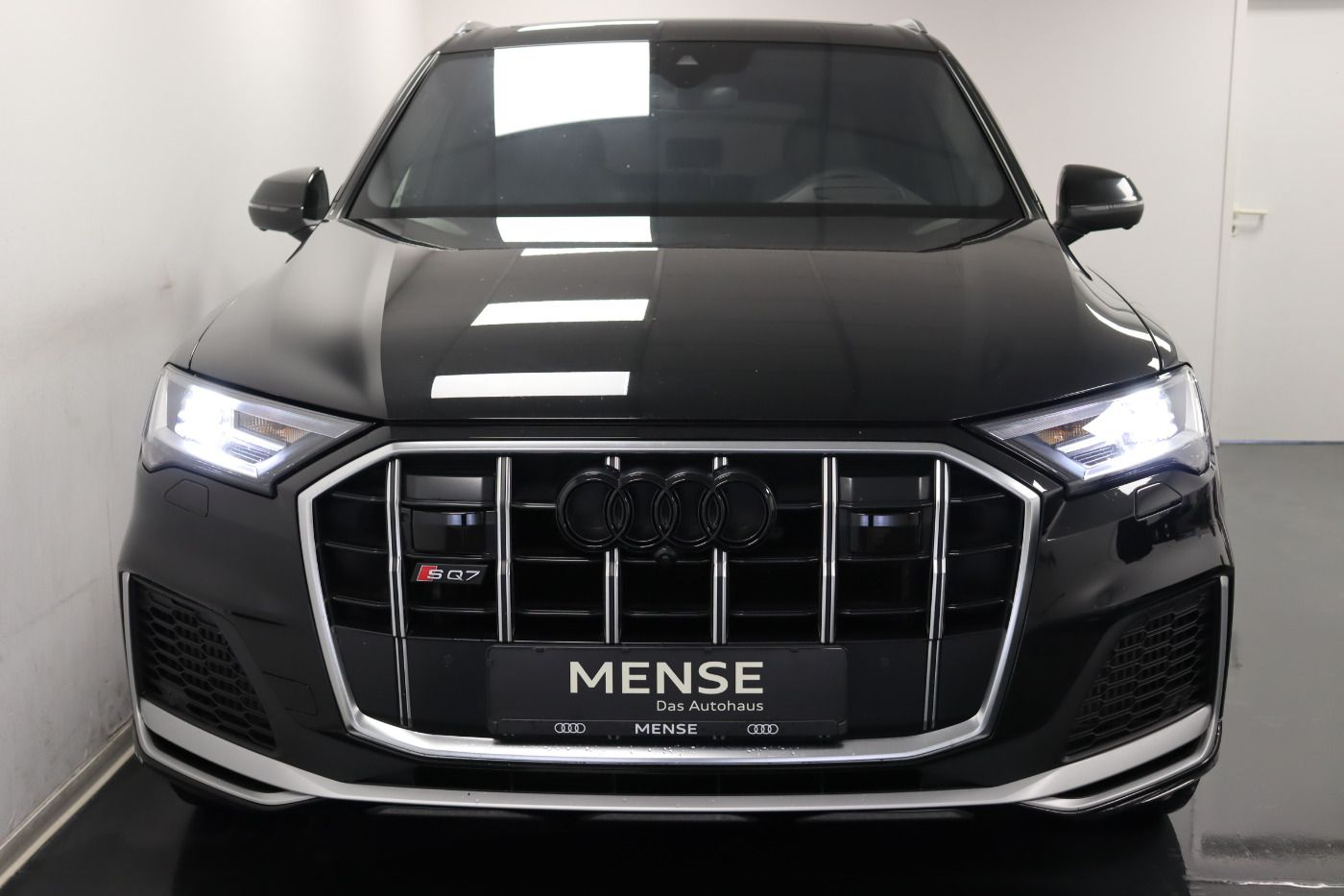 Fahrzeugabbildung Audi SQ7 quattro tiptronic |AHK|Luft|SD|HUD