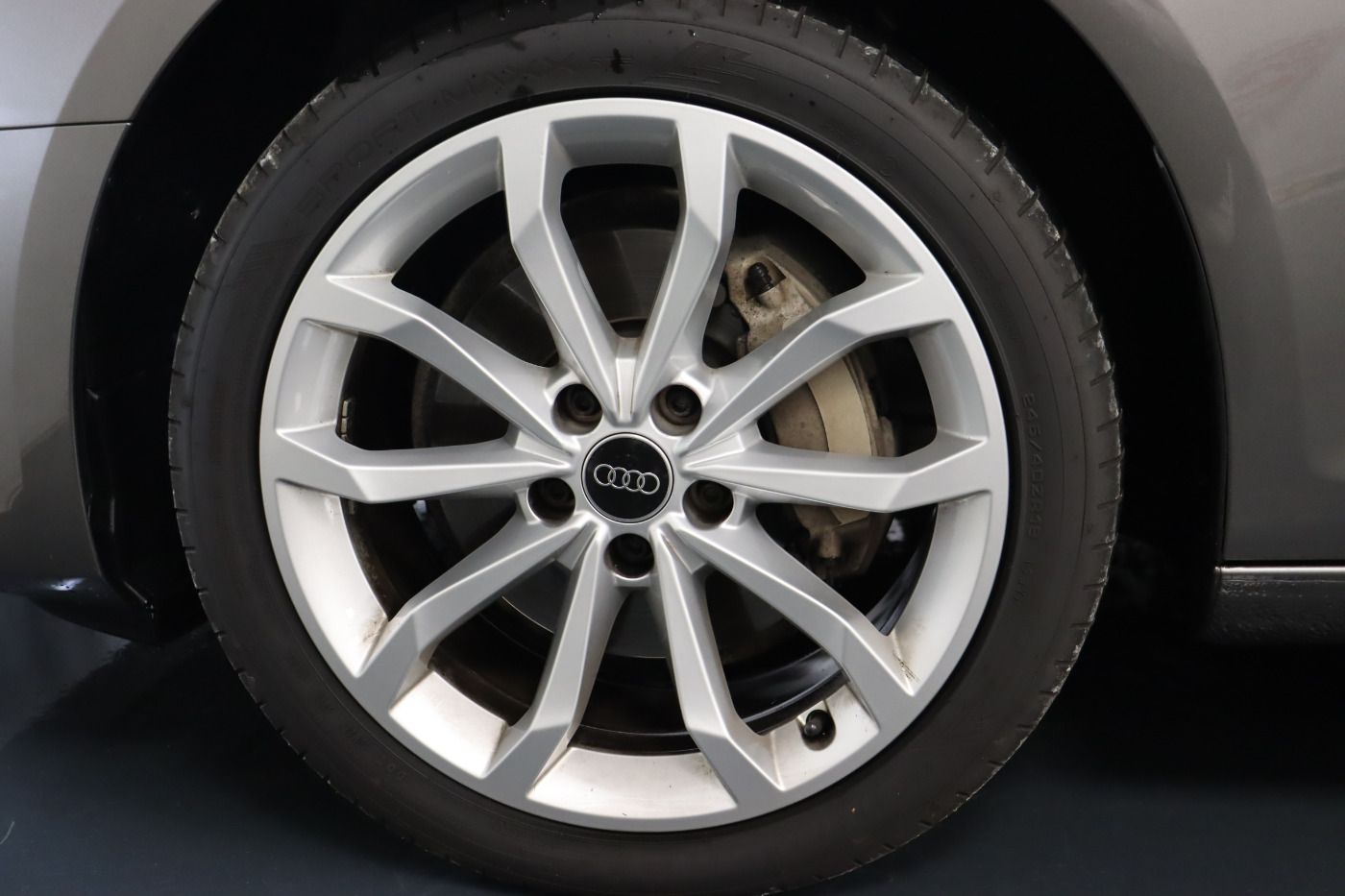 Fahrzeugabbildung Audi A4 Avant 40 TDI S tronic |Matrix|Navi|ACC|SHZG