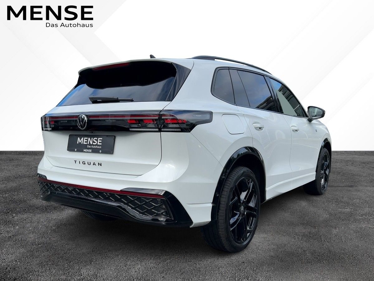 Fahrzeugabbildung Volkswagen Tiguan TDI 4M R-Line AHK Pano HarmanKardon 360°