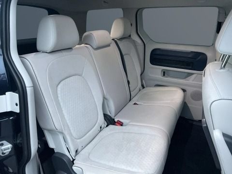 Fahrzeugabbildung Volkswagen ID.Buzz Pro Motor: 77 kWh Getriebe: 1-Gang-Autom