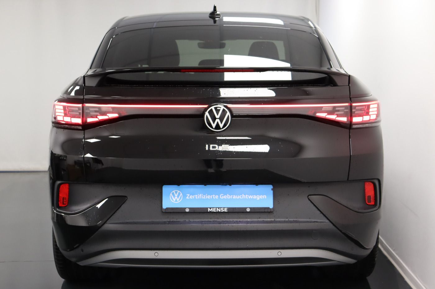 Fahrzeugabbildung Volkswagen ID.5 Pro Performance |AHK|CarPlay|MATRIX|LM|SHZG