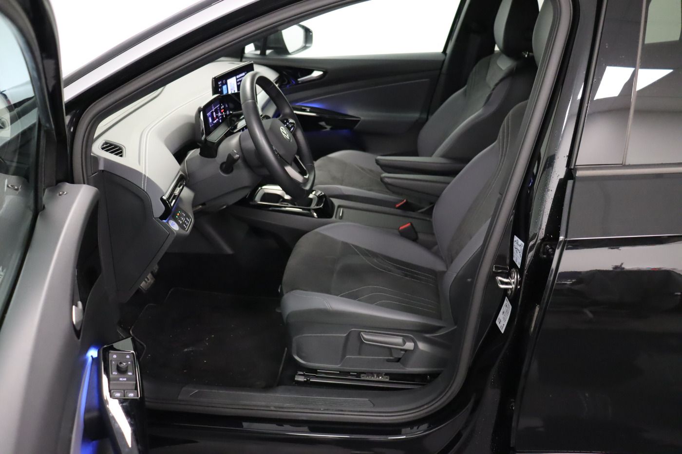 Fahrzeugabbildung Volkswagen ID.5 Pro Performance |AHK|CarPlay|MATRIX|LM|SHZG
